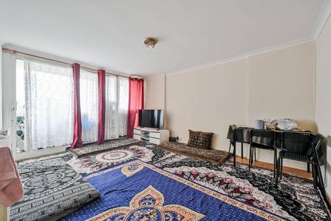 3 bedroom flat for sale, Knighthead Point, Canary Wharf, London, E14