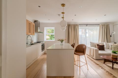 2 bedroom flat to rent,  Upland Road, London SE22