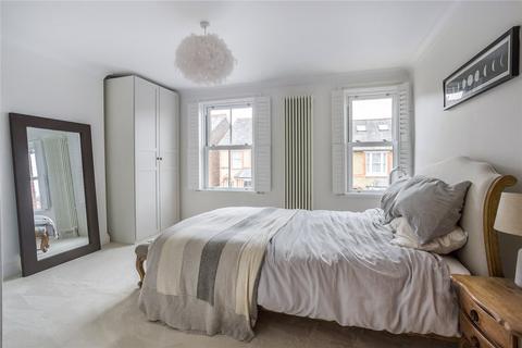 17 Cornfield Road, Reigate, RH2 7HF