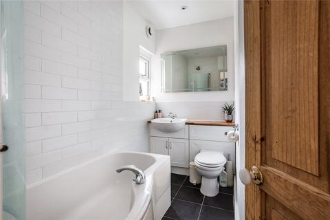 17 Cornfield Road, Reigate, RH2 7HF