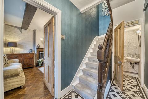 undefined, Albany Road, Hersham, KT12