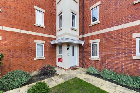 Flat 2, 21 Bowthorpe Drive, Brockworth, Gloucester, GL3 4FS