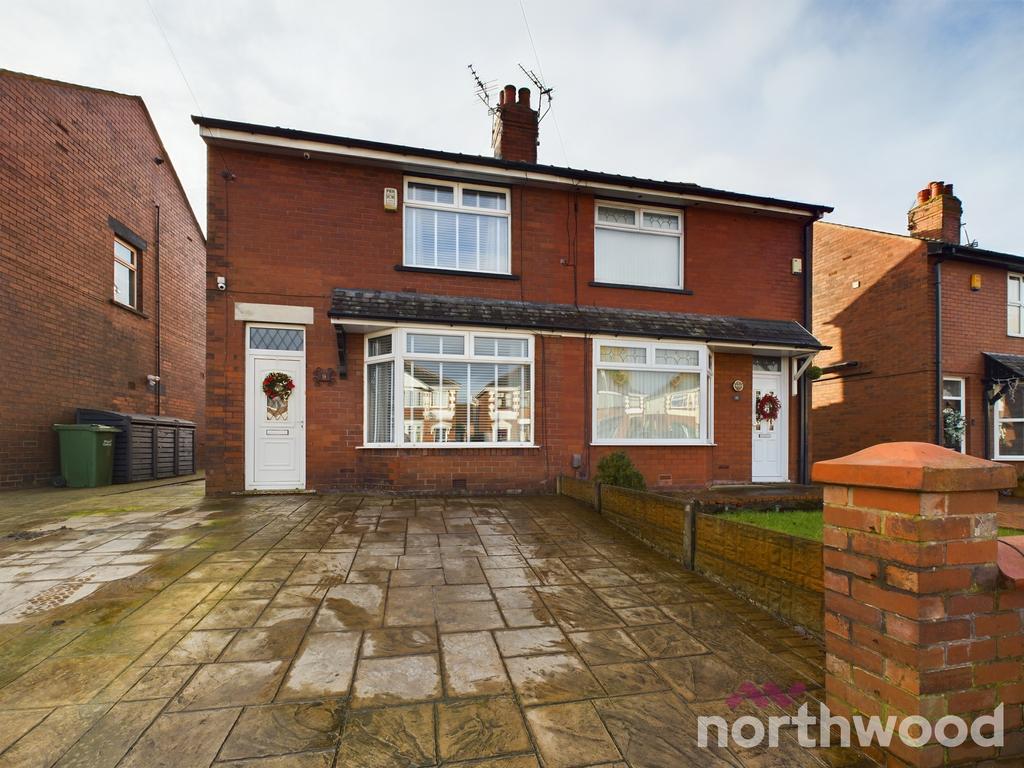 Latham Lane, Orrell, Wigan, WN5 3 bed semidetached house for sale £