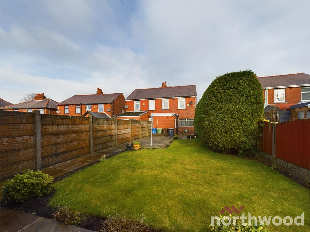 Latham Lane, Orrell, Wigan, WN5 3 bed semidetached house for sale £