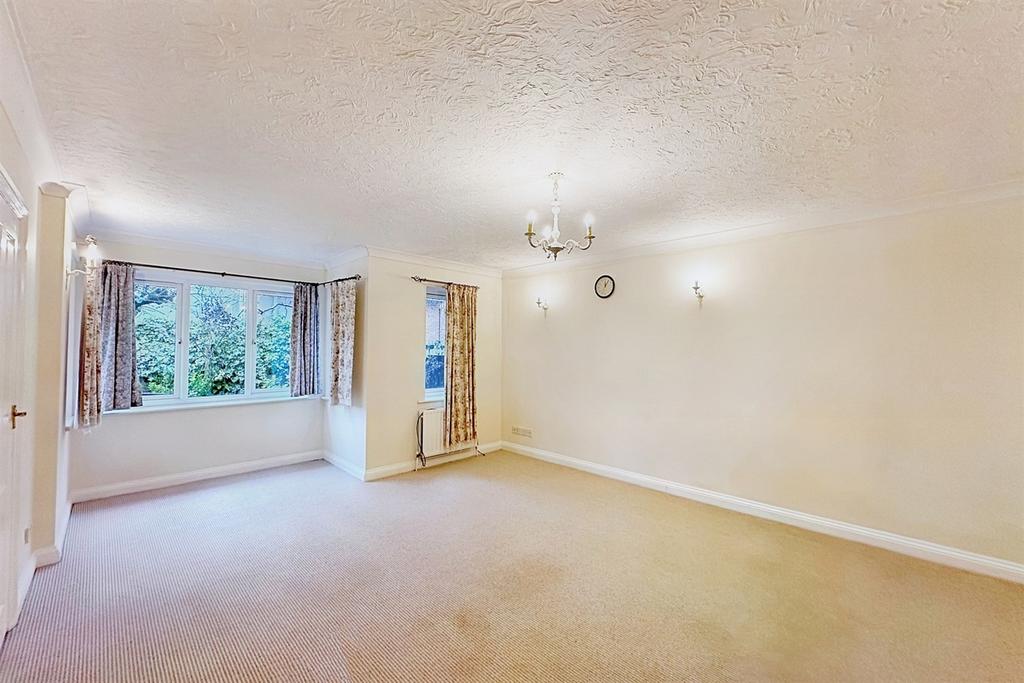 Blandford Town Centre 2 bed terraced bungalow for sale £260,000