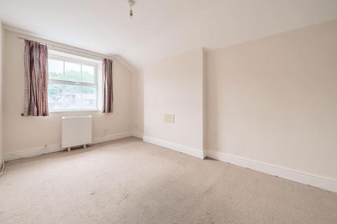 2 bedroom flat for sale, Astenway House,  Chesham,  Buckinghamshire,  HP5