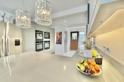4 bedroom detached house for sale, Reading Road, Harwell