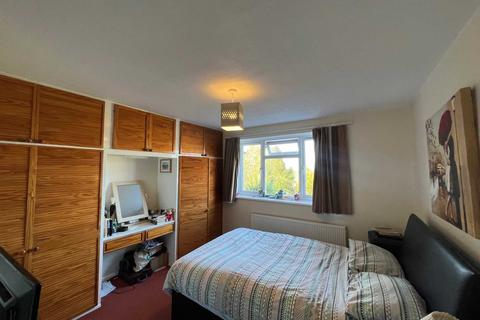 2 bedroom flat for sale, Stuart Court, Borehamwood