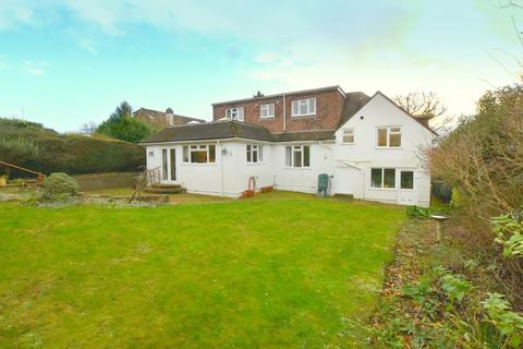 39 Crabtree Lane, Great Bookham, Leatherhead, KT23 4PJ