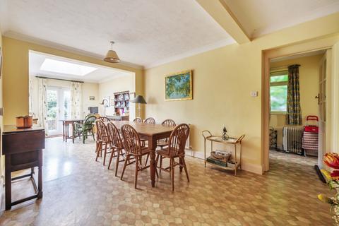 39 Crabtree Lane, Great Bookham, Leatherhead, KT23 4PJ