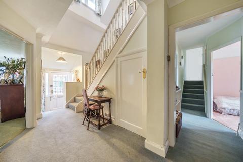 39 Crabtree Lane, Great Bookham, Leatherhead, KT23 4PJ