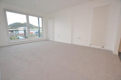 2 bedroom flat to rent, Peffer Bank, Edinburgh, EH16