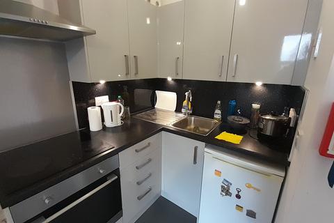 undefined, Wakefield, WF1