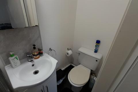 undefined, Wakefield, WF1