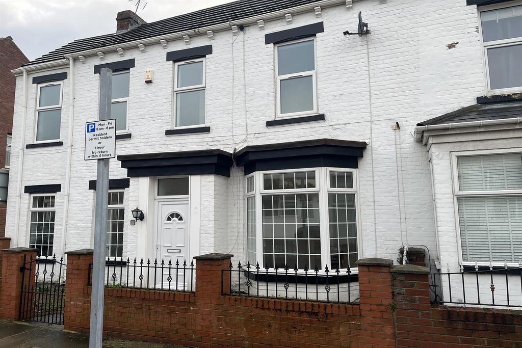 Lyndhurst Street, South Shields 2 bed terraced house £125,000