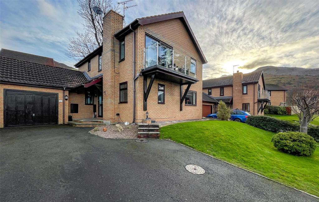 Parc Moel Lus, Penmaenmawr, Conwy, LL34 4 bed link detached house for