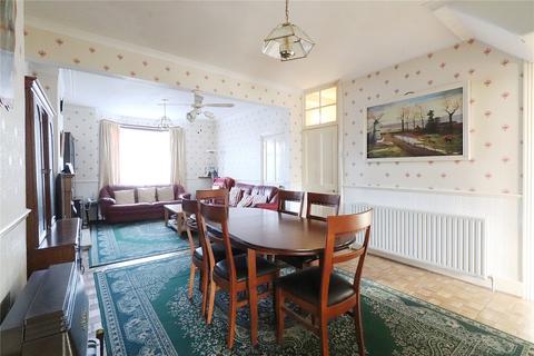 17 Park Crescent, Erith, DA8 3DF