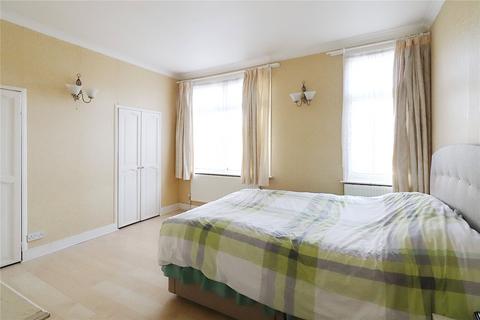 17 Park Crescent, Erith, DA8 3DF