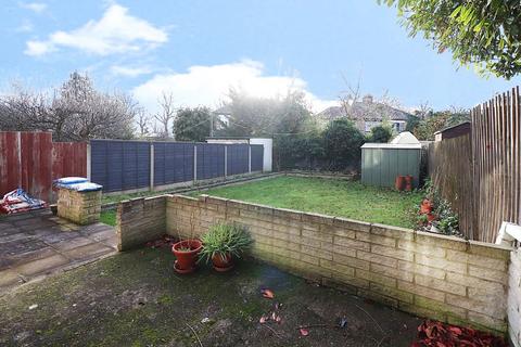 17 Park Crescent, Erith, DA8 3DF