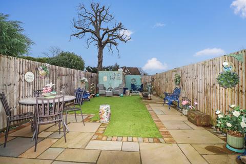 76 Picardy Road, Belvedere, DA17 5QN