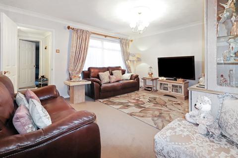 76 Picardy Road, Belvedere, DA17 5QN