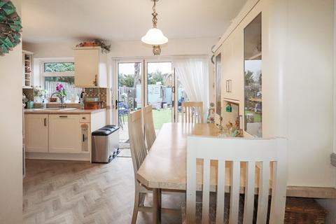 76 Picardy Road, Belvedere, DA17 5QN