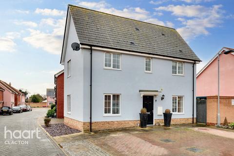 2 bedroom detached house for sale, Cross Road, Clacton-On-Sea