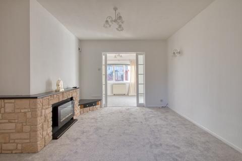3 Chantry Close, Taunton, TA2 8EN