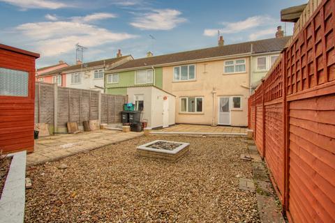3 Chantry Close, Taunton, TA2 8EN