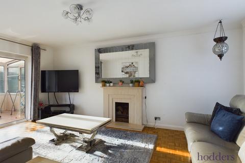 undefined, Gordon Close, Chertsey South, Surrey, KT16