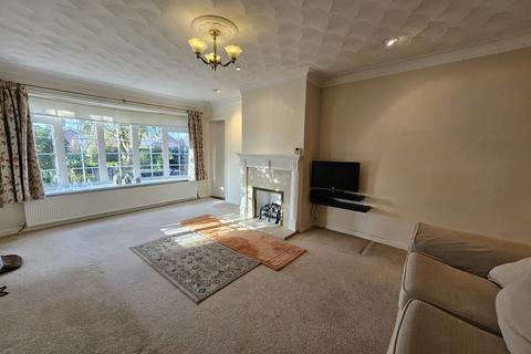 12 Sun Road, Broome, Bungay, NR35 2RW