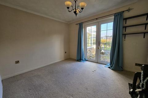 12 Sun Road, Broome, Bungay, NR35 2RW