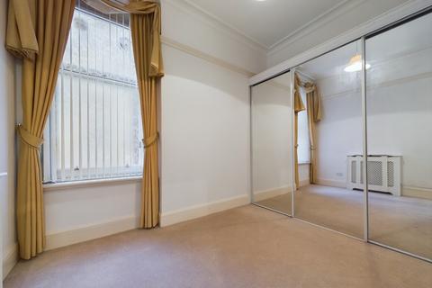 2 bedroom apartment to rent, The Grand, Folkestone