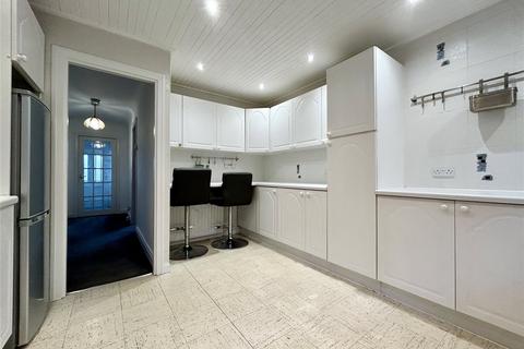 4 Crib Fold, Dobcross, Oldham, OL3 5AT