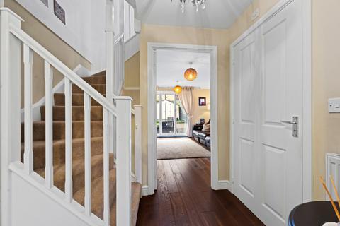 16 Hengist Way, Wallington, SM6 9BP