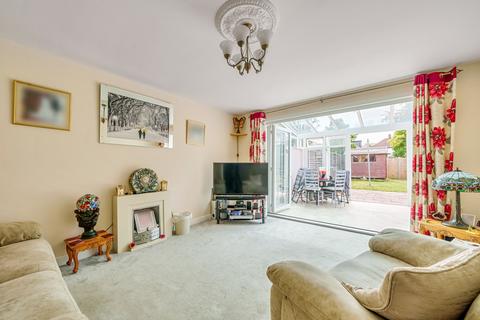 2 Newent Close, Carshalton, SM5 1LR