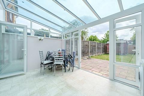 2 Newent Close, Carshalton, SM5 1LR