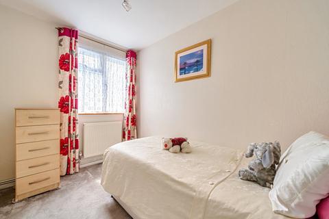 2 Newent Close, Carshalton, SM5 1LR