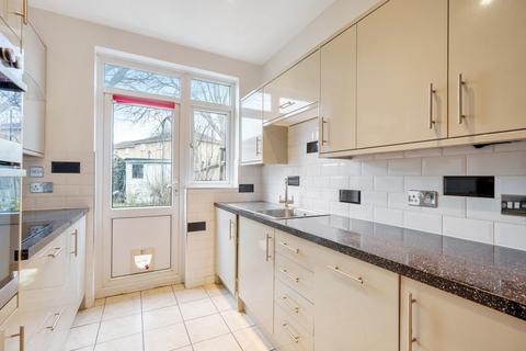 3 Acre Lane, Carshalton, SM5 3AA