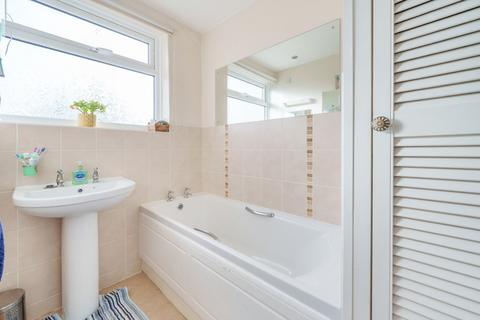 68 Nightingale Road, Carshalton, SM5 2EN