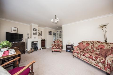 9 High Cross Fields, Crowborough, TN6 2SN
