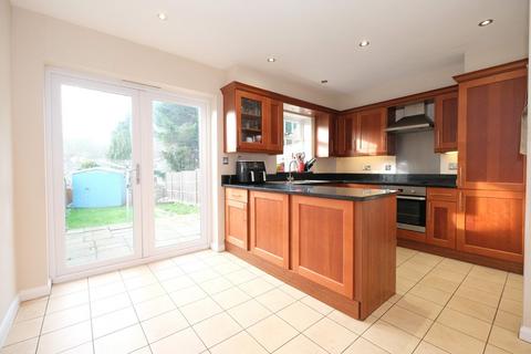 5 Station Approach, Chelsfield, Orpington, BR6 6EU