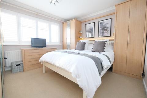11 Arne Grove, Orpington, BR6 9TT