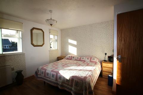 14 Ingleside, Colnbrook, Slough, SL3 0PD