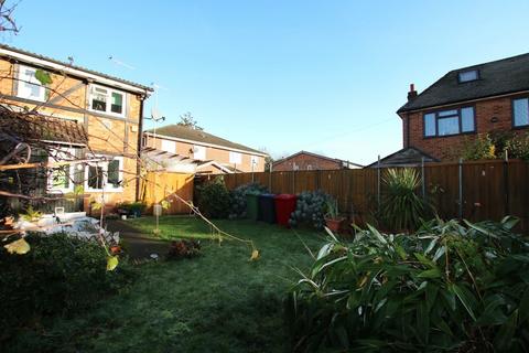 14 Ingleside, Colnbrook, Slough, SL3 0PD