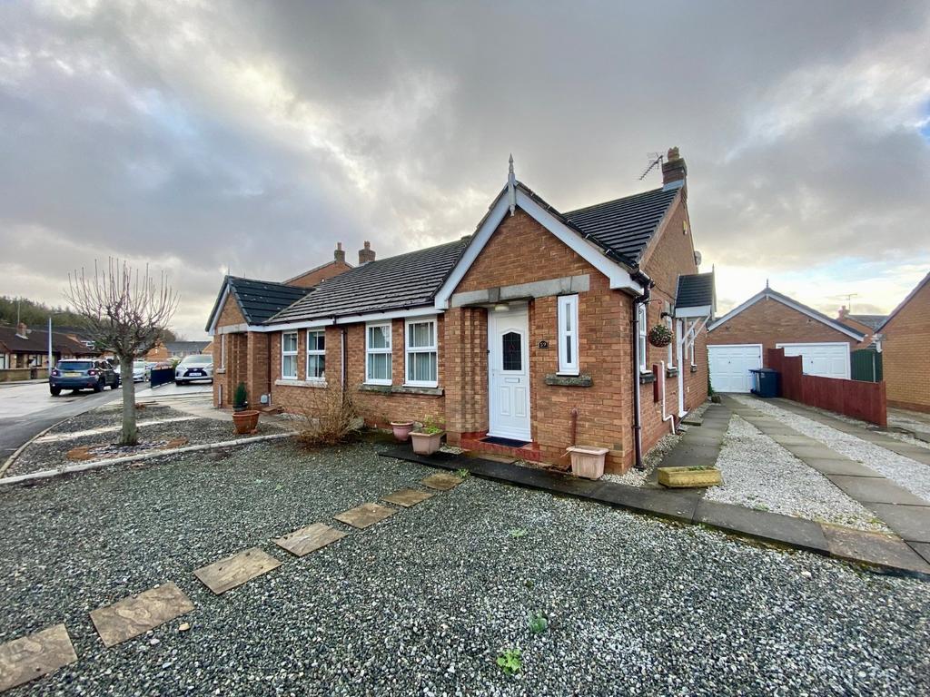Forester Way, Summergroves Way, Hull... 2 bed bungalow £695 pcm (£160 pw)