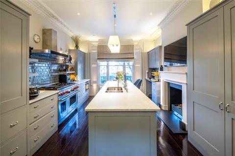 5 Chalcot Square, London, NW1 8YB