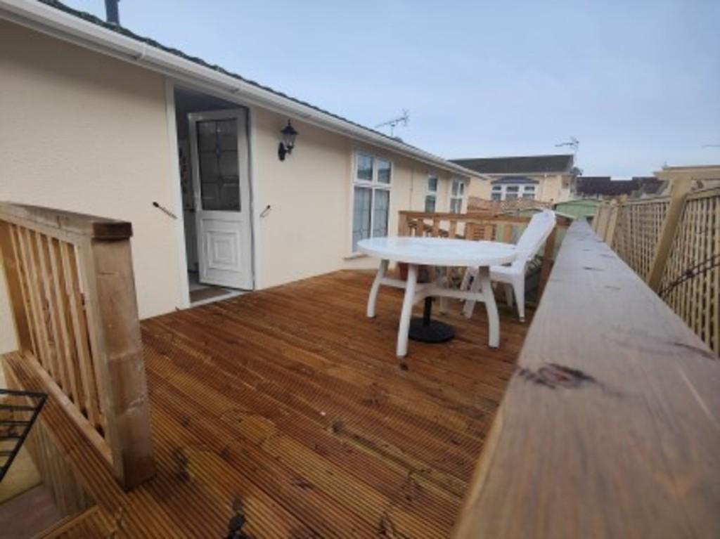 Woodlands Park, Quedgeley 2 bed property with land for sale £140,000
