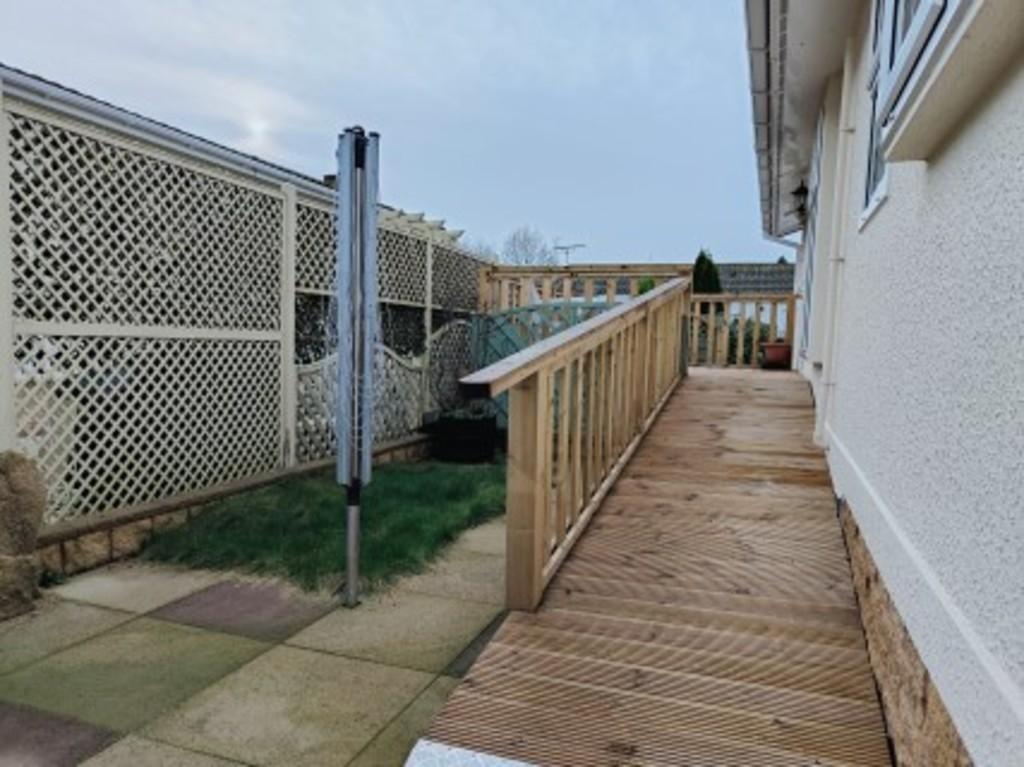 Woodlands Park, Quedgeley 2 bed property with land for sale £140,000