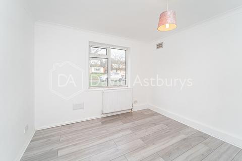 3 bedroom end of terrace house to rent, Boyton Close, Hornsey, London